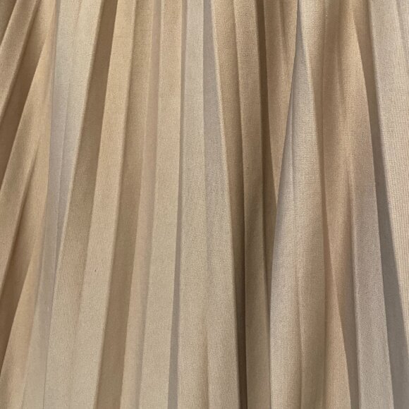 Oak + Fort Beige Pleated Skirt - Picture 3 of 4